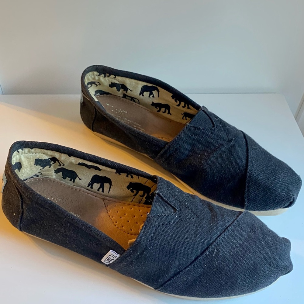 Black TOMS Size 8 - Picture 7 of 8